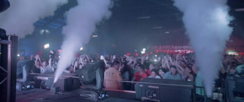 4K废旧工厂时尚派对火爆舞蹈