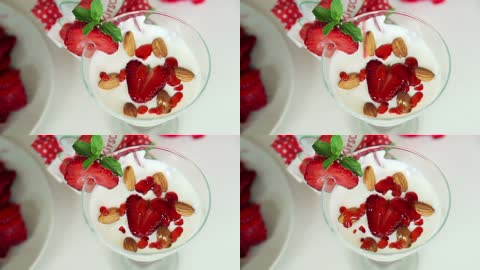 草莓果盘