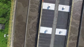 4K航拍城市污水处理加工厂 4K航拍城市污水处理加工厂