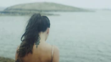 别墅泳池性感比基尼派对