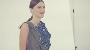 性感美女模特时装影棚摄影拍摄