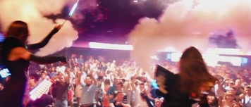 色夜酒吧派对狂欢