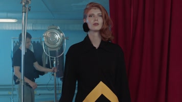 地下车库时装广告拍摄