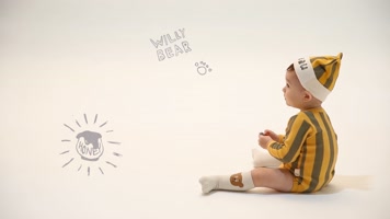 婴儿宝宝影棚拍摄