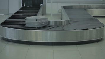 机场 行李托盘 行李传送带  机场 行李托盘 行李传送带