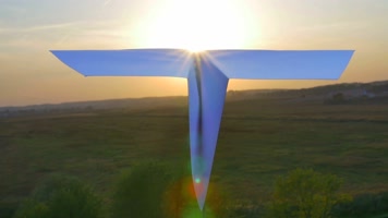 女孩手拿纸飞机 放飞纸飞机  女孩手拿纸飞机 放飞纸飞机