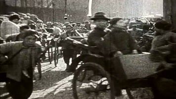 1932年日本侵略老百姓逃难途中