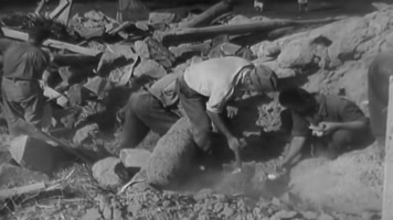 1944年欧洲二战百姓逃难 1944年欧洲二战百姓逃难