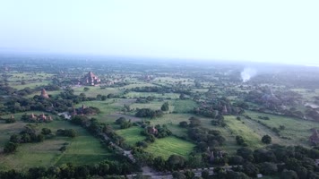 缅甸蒲甘历史古城佛教文化遗址著名旅游胜地 缅甸蒲甘历史古城佛教文化遗址著名旅游胜地