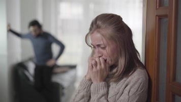 悲伤 流泪 伤心 表情特写   悲伤 流泪 伤心 表情特写