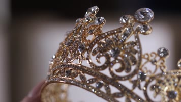 大气奢华皇冠，钻石王冠，奢侈品