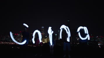 英文中国年轻人时尚延时摄影CHINA