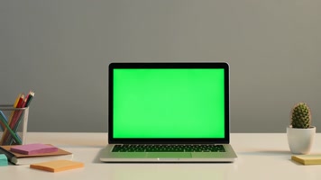 电脑屏幕绿屏合成