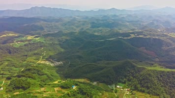 4k无人机航拍山川农田野山脉村庄