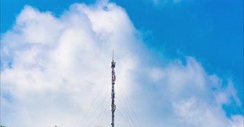 4K恩施高山山顶田野流云风光延时摄影