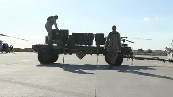 美军武装直升机