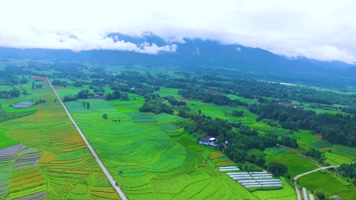 航拍4K河流田园超清视频