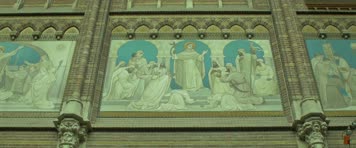 教堂内部 雕像 神像 壁画 彩色玻璃