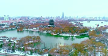 4K济南千佛山大明湖雪景
