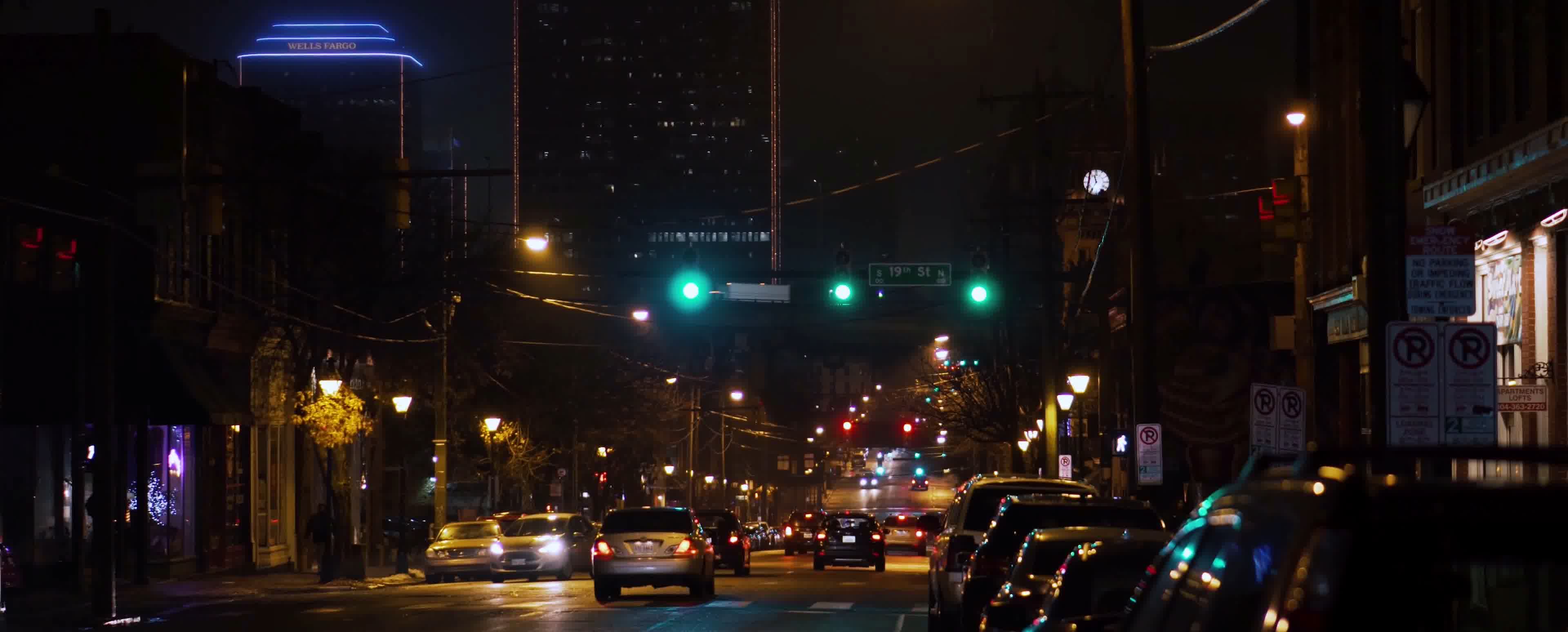 歐美城市夜景街道汽車行人路人視頻素材