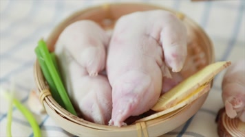 原创美食猪蹄鱼