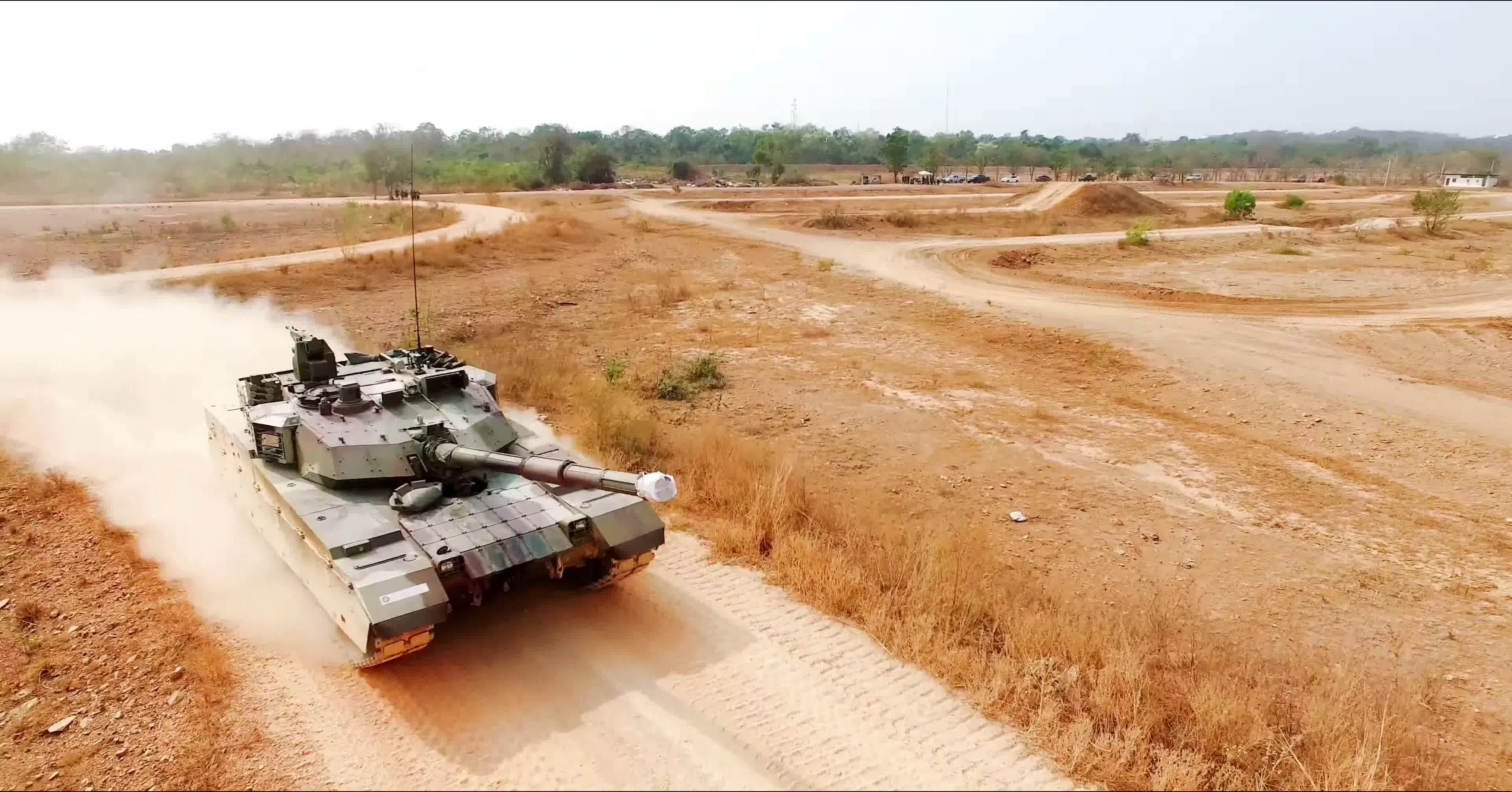 坦克实拍，坦克大战，坦克实弹射击