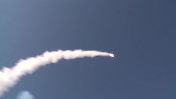 军事实拍，军舰垂直发射导弹