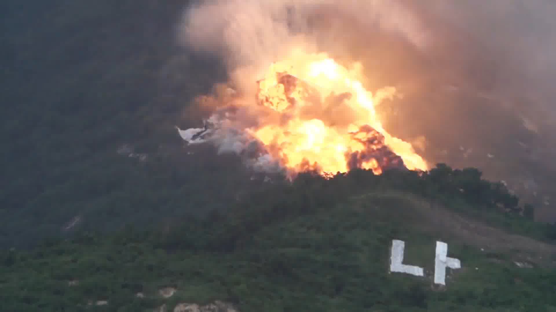 军事实拍，战机军演，攻击目标