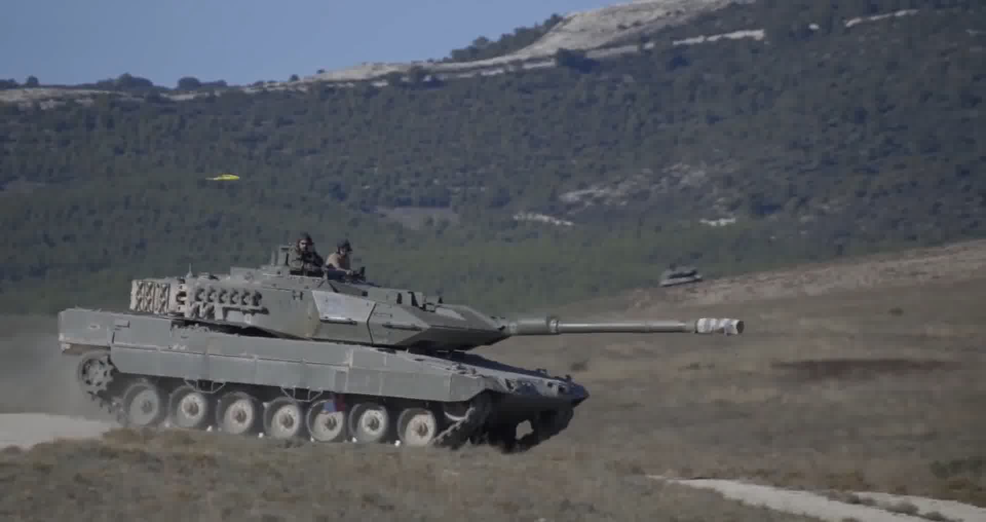 坦克实拍，坦克大战，坦克射击