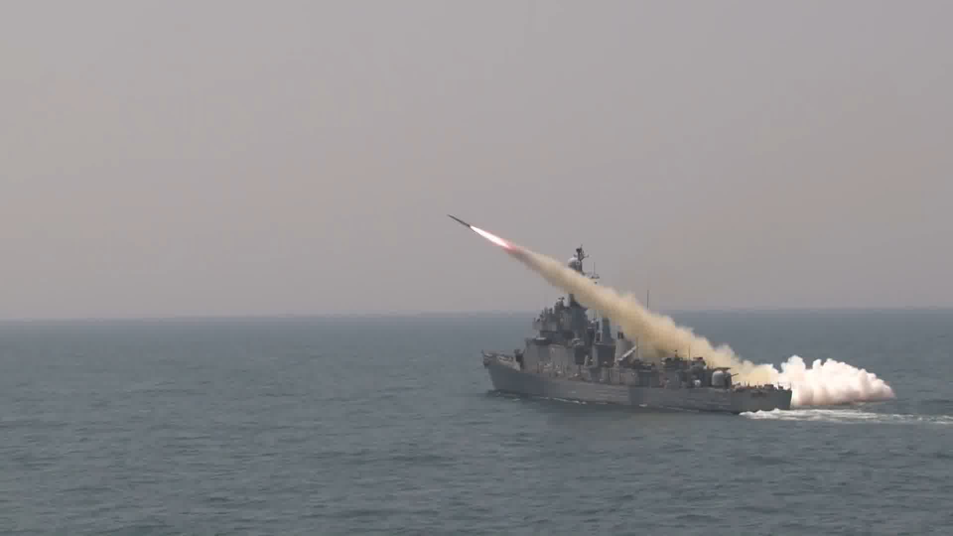 军事实拍，海军军演，武器发射