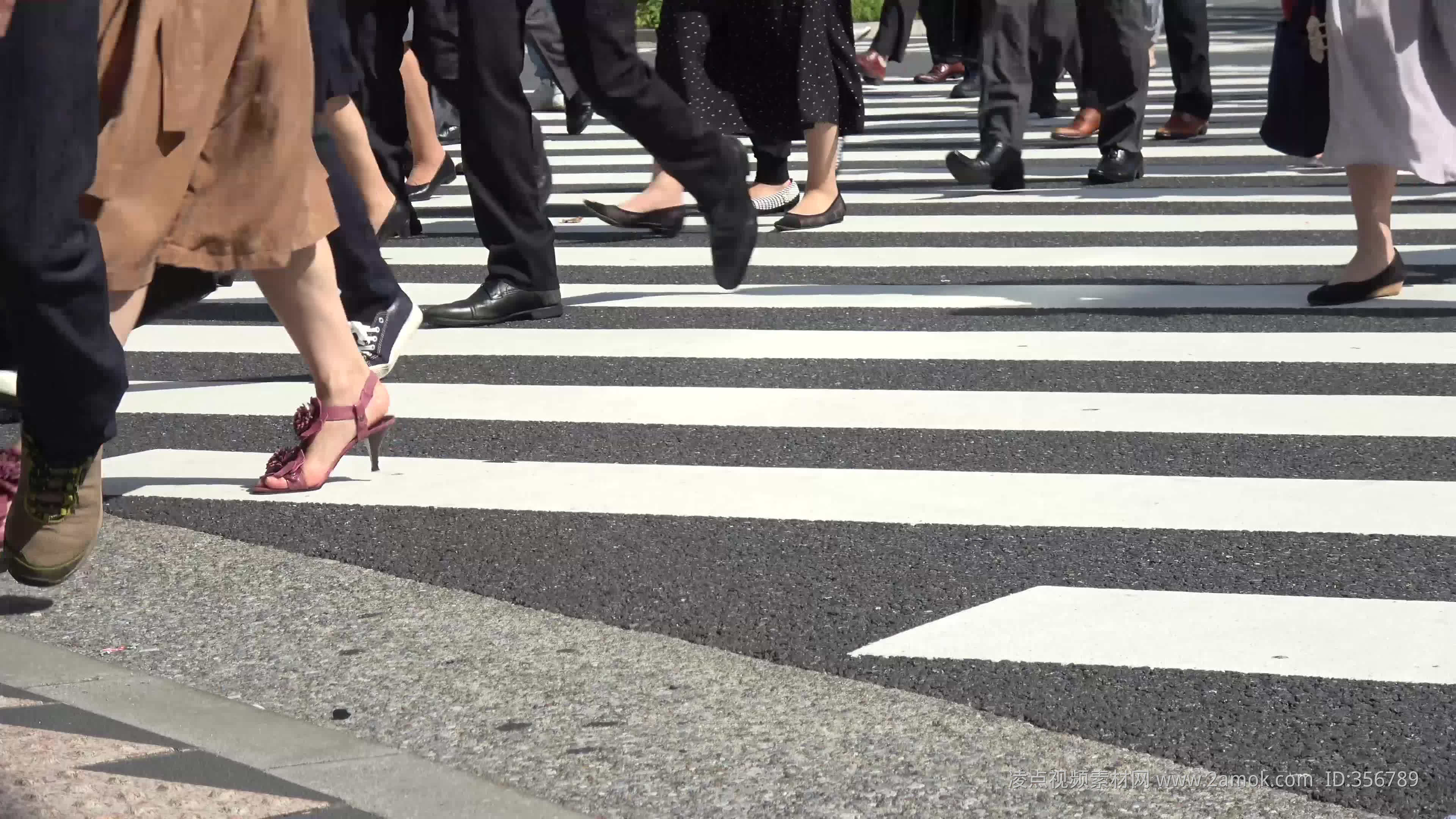 人来人往的街道东京人群高清摄影大图-千库网