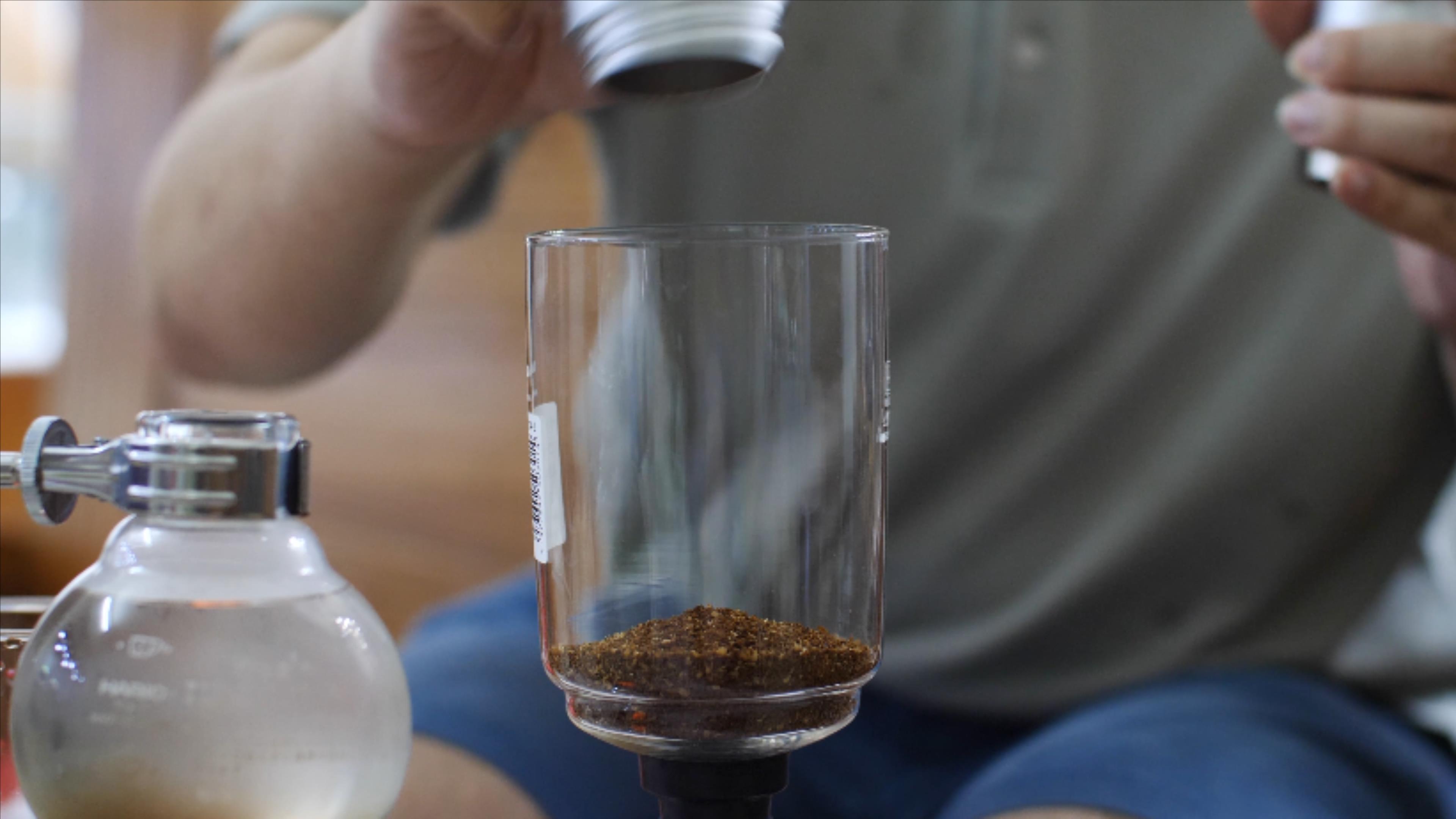 手冲咖啡，咖啡豆4k视频素材