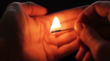 黑暗中的光明，希望的火种，希望公程