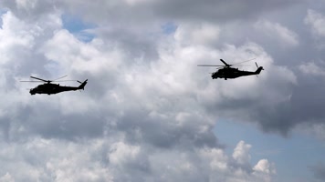 武装直升机，飞行表演 (2)