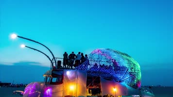 海边沙滩艺术节音乐节万人狂欢