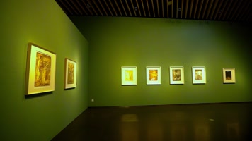 深圳中国版画博物馆展厅墙上抽象画