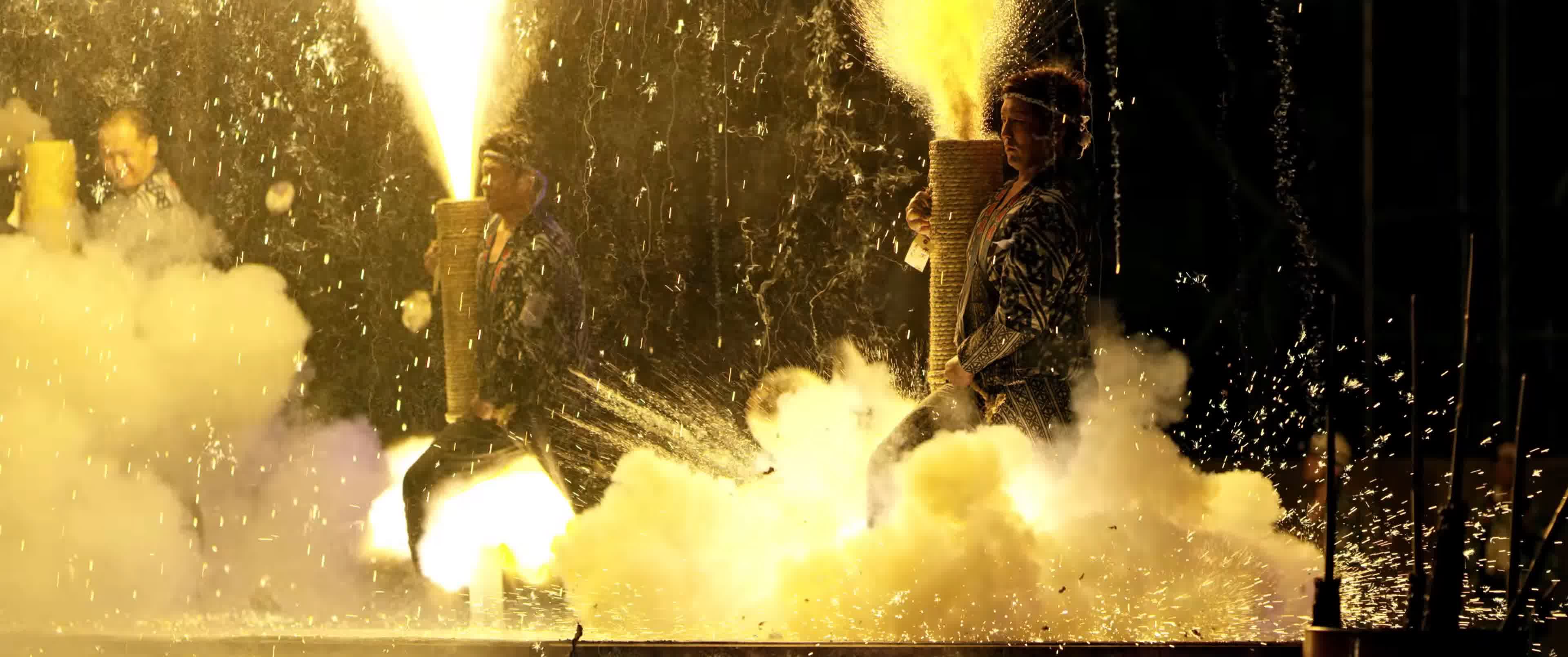 日本传统节日，放烟花