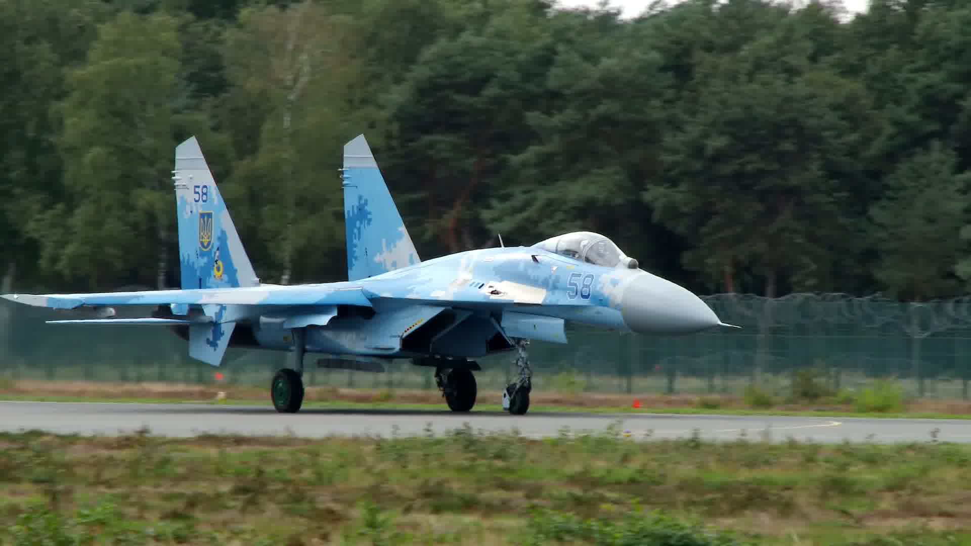 飞行表演，苏27战斗机