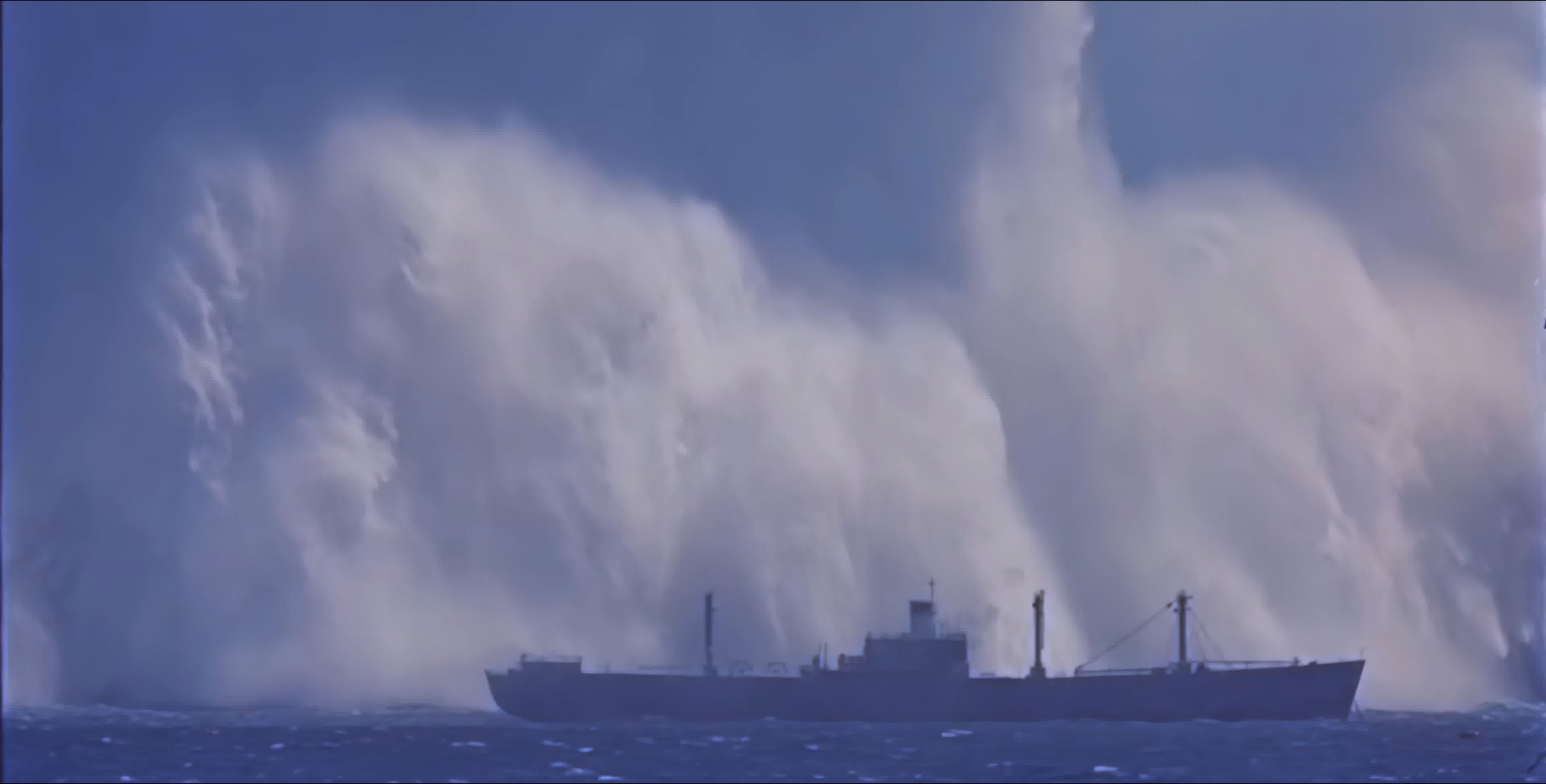 水下爆炸，军事演习，导弹爆炸