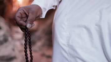 伊斯兰教清真寺，穆斯林虔诚祈祷