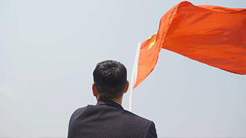 挥舞党旗建党100周年主题视频素材