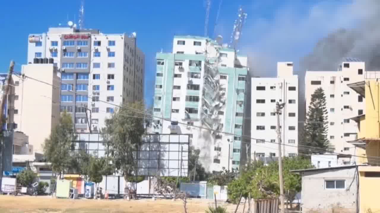 人道主义，反战人权，战火建筑倒塌