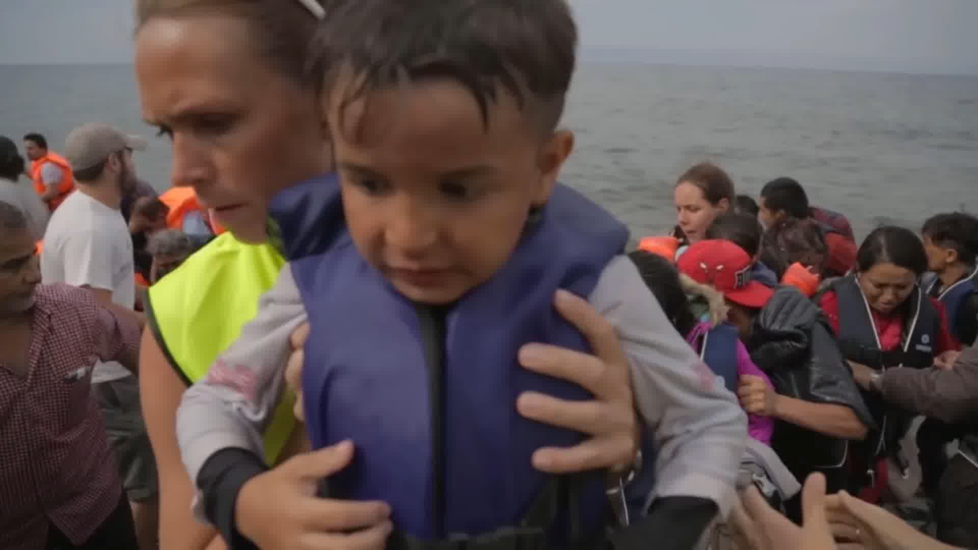 人道主义，反战人权，难民偷渡救援船