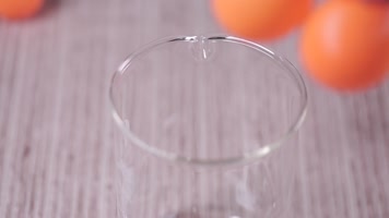 乒乓球 烧杯 分子实验 氨基酸 肽 蛋白