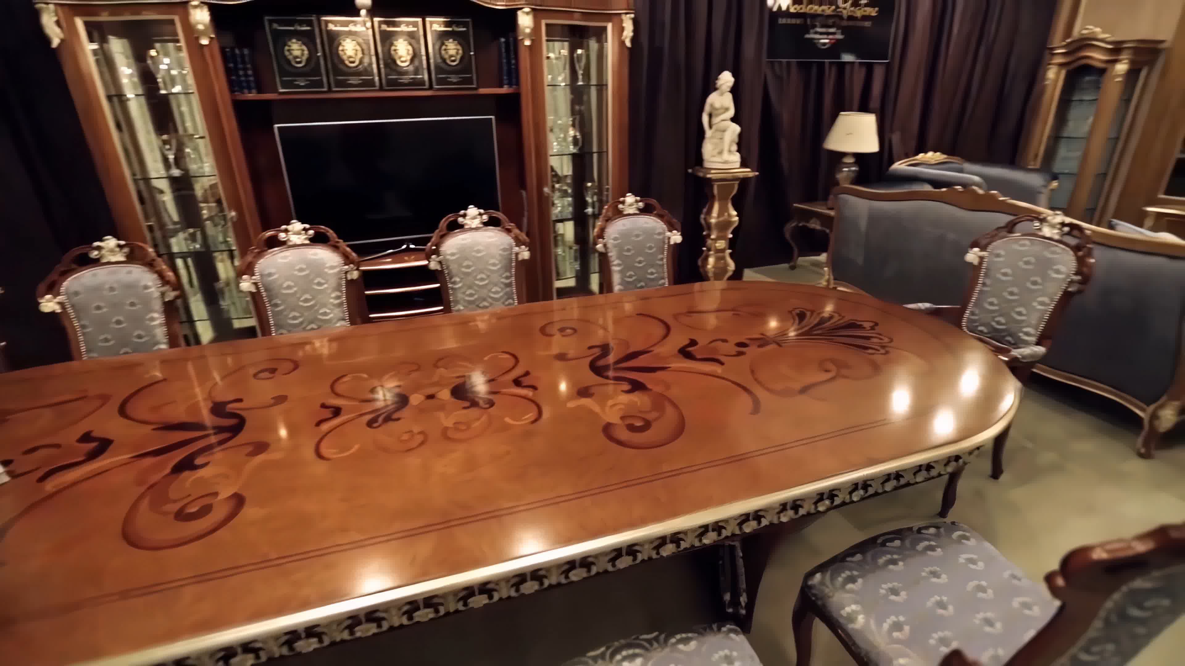 家具卖场，欧式家具，奢华大气，皇家殿堂