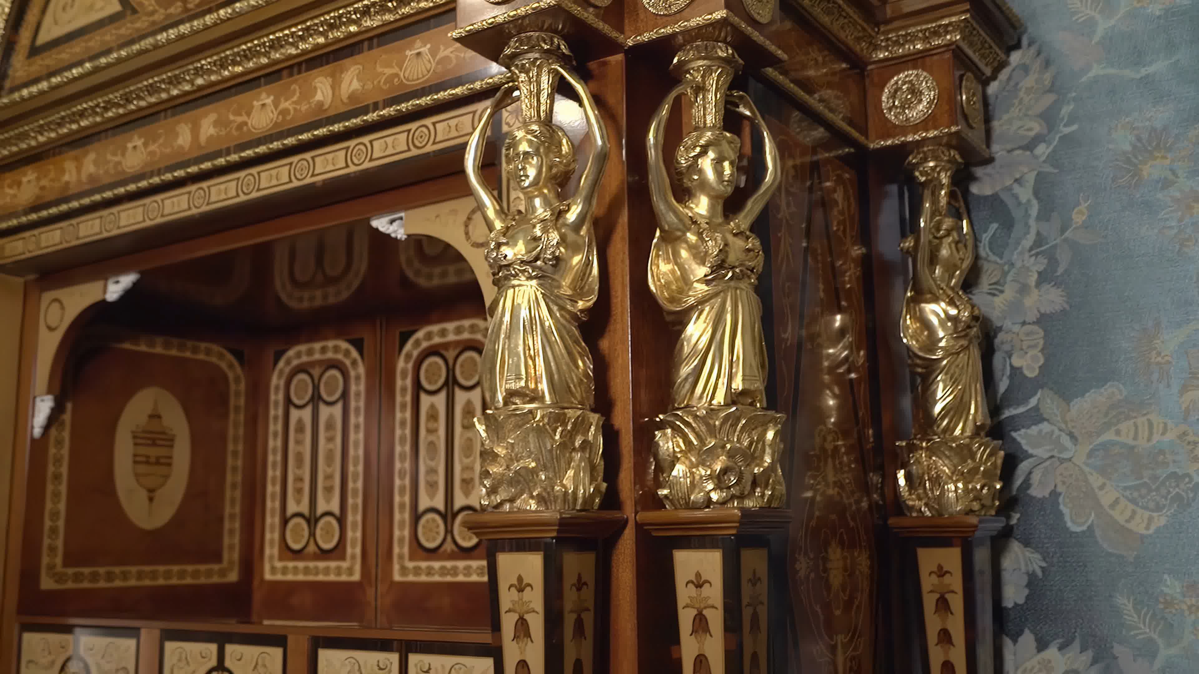 家具卖场，欧式家具，奢华大气，皇家殿堂