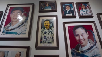 4k深圳航天博物科技馆航天英雄照片墙