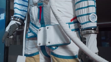 4k深圳航天博物科技馆航天服展示厅