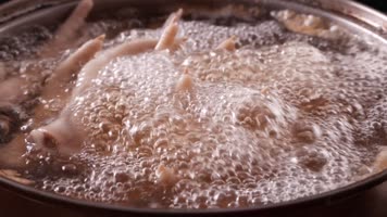 炖凤爪-卤鸡爪-鸡爪-凤爪-鸡脚-卤货