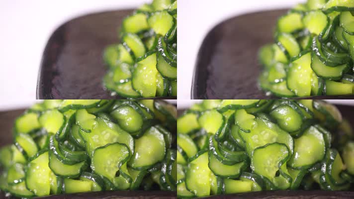 实拍厨师腌制黄瓜咸菜 (1)